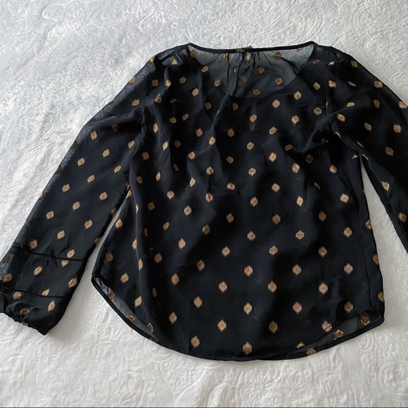 Lucky Brand Semi Sheer Gold Thread Embroidered Top - Picture 5 of 9
